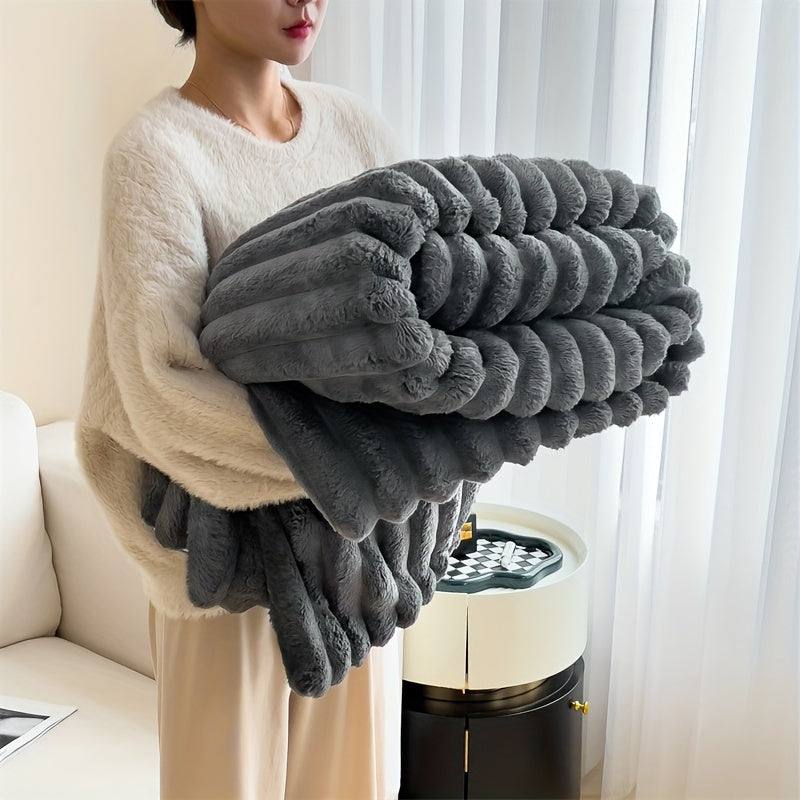 High GSM bubble quilt in dark grey color, warm sueded texture, perfect for winter and all seasons